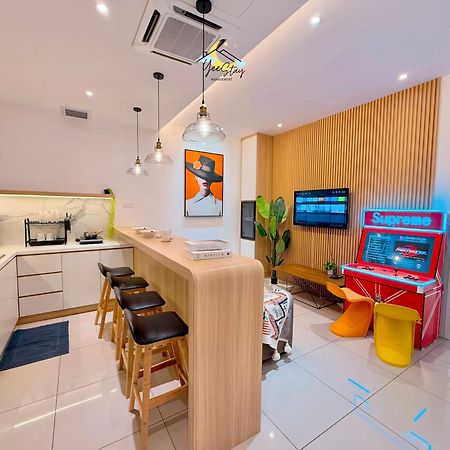Seaview Poolview Cityview Baliresidence Video Game 5Minjonker Malacca Esterno foto