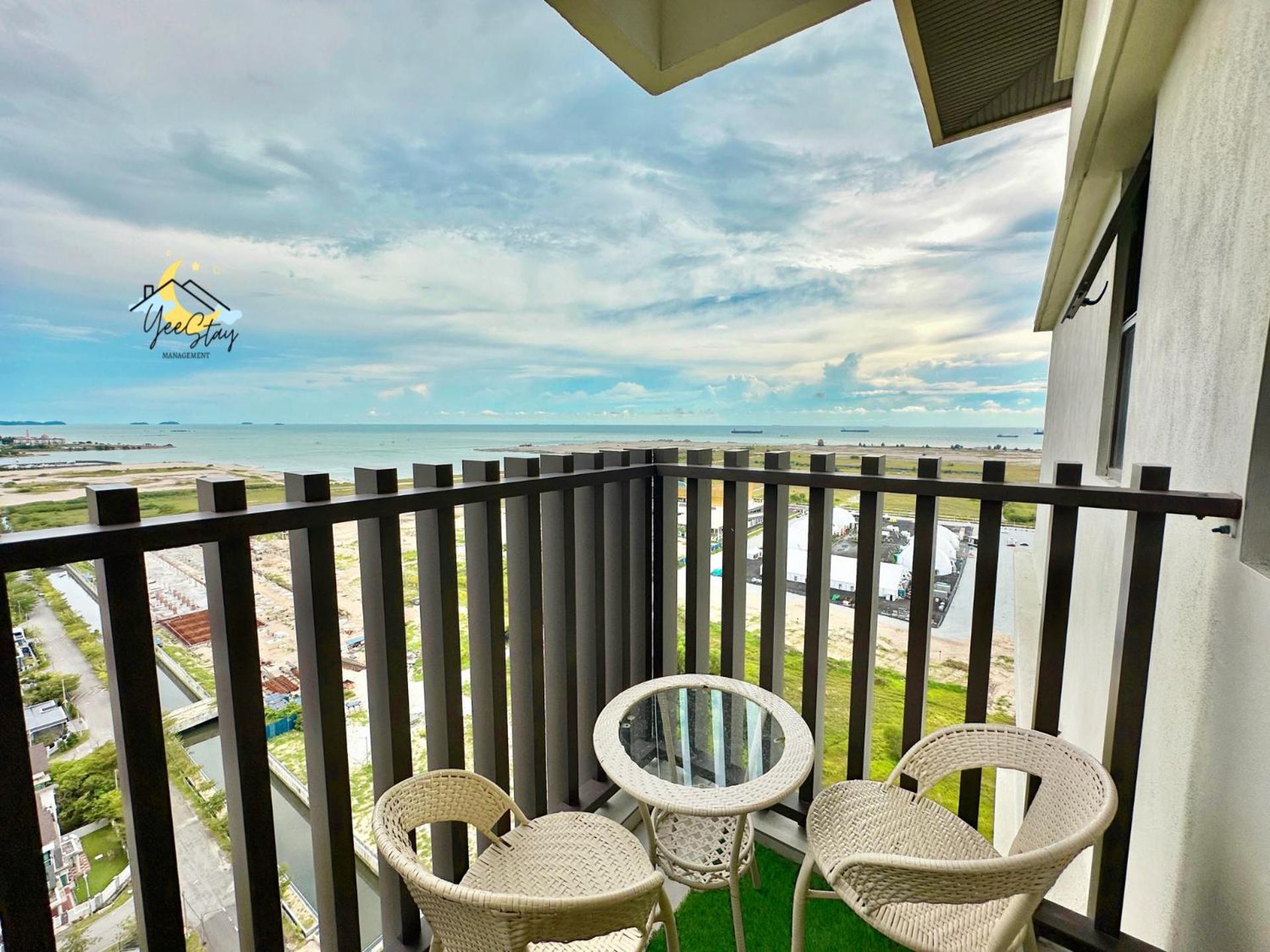 Seaview Poolview Cityview Baliresidence Video Game 5Minjonker Malacca Esterno foto